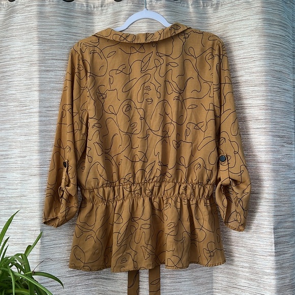 Sweet Rain Dressy Shirt - Picture 4 of 4